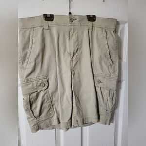 Casual Tan Cargo Shorts